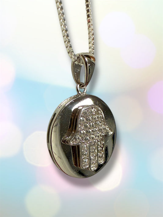 Sterling Silver Circle Hamsa pendant necklace