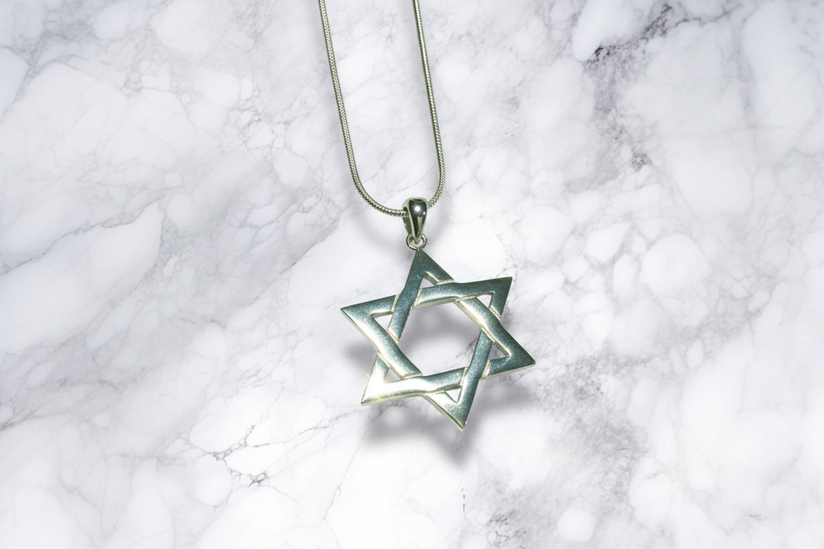 Sterling Silver Woven Jewish Star Magen David necklace