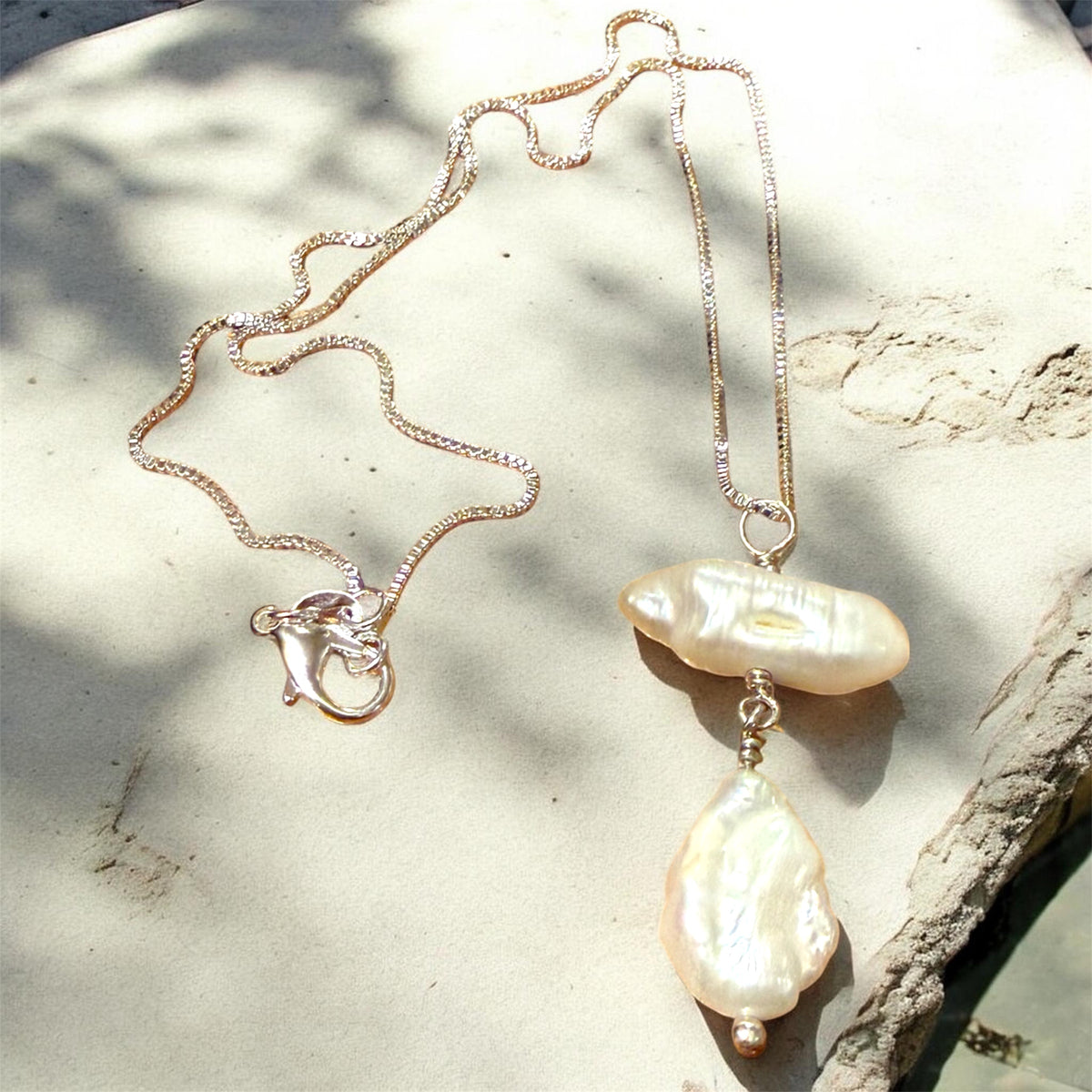 Sterling Silver Freshwater Pearl Dangling Pendant Necklace