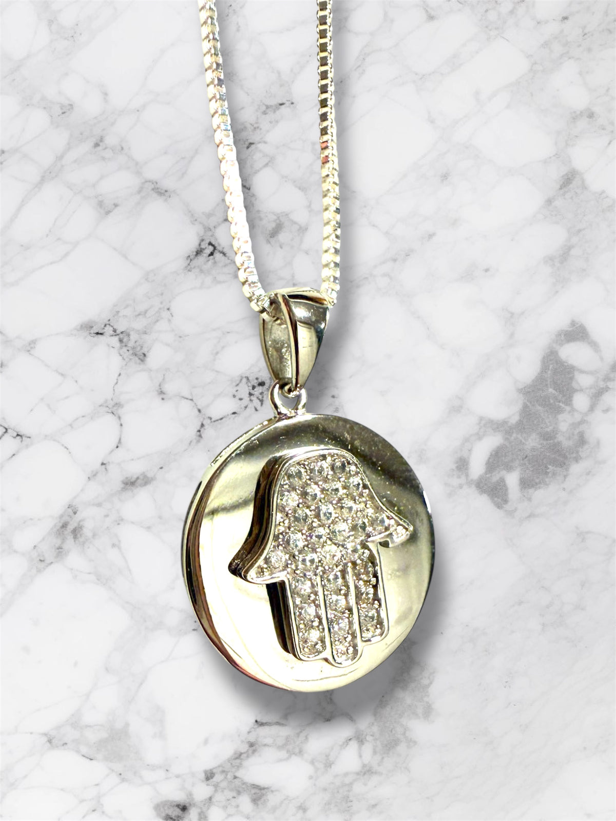 Sterling Silver Circle Hamsa pendant necklace