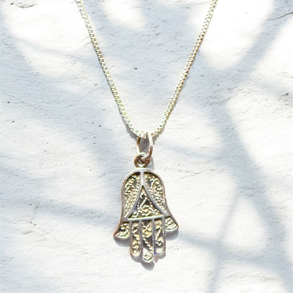 Vintage Sterling Silver filagree Hamsa Pendant Necklace